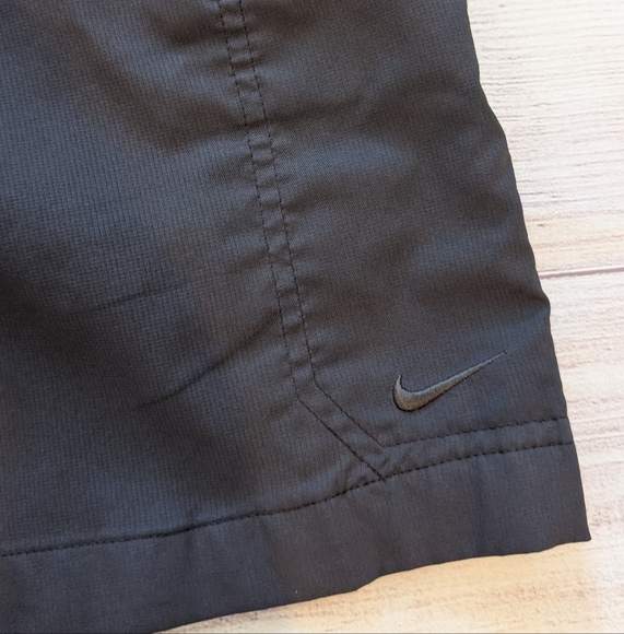 Nike Men's Dri Fit Black Casual Golf Shorts. Size 36 - Picture 10 of 11